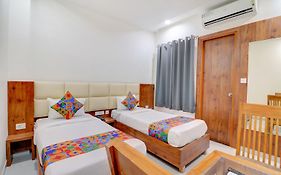 Fabhotel Avs Grand And Banquets - 500M From Gomti Nagar Railway Station